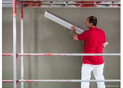Kalkputz Klima RK 38, Putz mit Latte abrichten