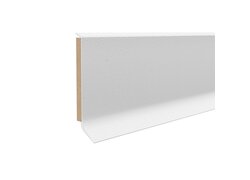 Weiße MDF-Hohlkehlleiste für einen fließenden Übergang zum Boden.