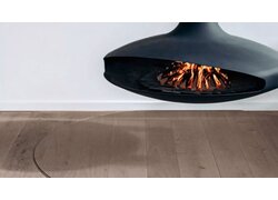 DiPro® Dielen vor modernem Kaminbereich