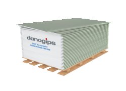 Weiß Gipskartonplatten auf Holzpalette, feuerbeständig.