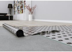 Trittschalldämmung und Feuchtigkeitsbarriere aus XPS und PET mit 1,6 mm Dicke für Laminatböden.