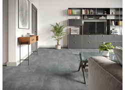 Dunkelgrauer Bodenbelag in Steinoptik in modernem Wohnzimmer.