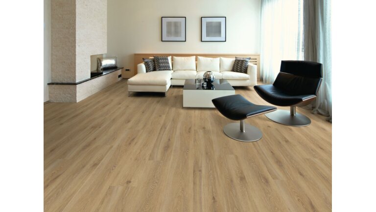 Modernes Wohnzimmer mit Holzbodenbelag zum klicken