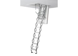 Ausgeklappte Scherentreppe aus Aluminium