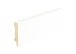 Holz-Sockelleiste in Eiche-Optik mit rückseitiger Clip-Fräsung.
