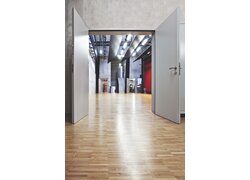 Typ T90 Typ70, offene Flügeltüren, Blick auf Wohnraum