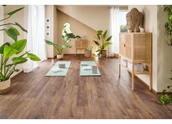 Raum mit Bondenbeläge