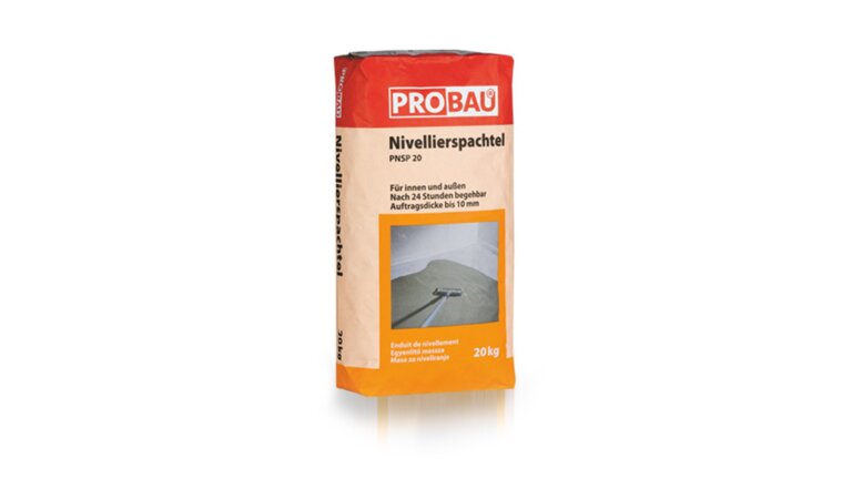 Nivellierspachtel, verpackt im Sack, stehend