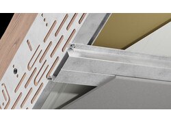 Kunststoff und Metall Ecke mit Metallen Profil