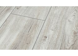 Langlebiger Holzboden in einer stilvollen Umgebung.