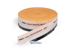 Eine orangefarbene Rolle Schlüter-BEKOTEC-BRS/KF iRandstreifen aus geschlossenzelligem Polyethylenschaum mit einem Klebefuß und einem rückseitigen Klebestreifen für die Wandfixierung.