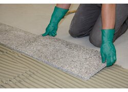 Anwendung FKM XL 444 Fliese