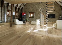 Elegant Parkettboden in rustik Innenraum mit Holz Design