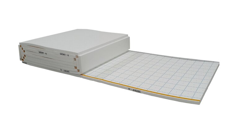 EPS Hartschaumplatte mit aufkaschierter Gewebehaftfolie, mit Klebeband an der Längsseite und Rasterdruck 100x100mm.