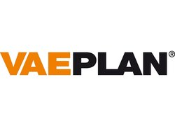 Das VAEPLAN-Logo, alles groß geschrieben, VAE in orange und Plan in schwarz.