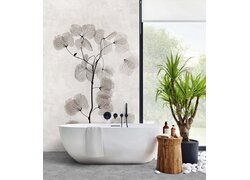 Weiße freistehende Badewanne, Pflanze, Wandgrafik, Fenster.