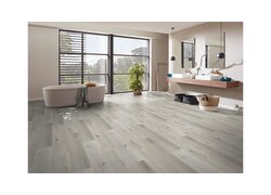 Raumszene Badezimmer SPC 3.8 / 0.3 Farbe Kansas Oak | © b!design