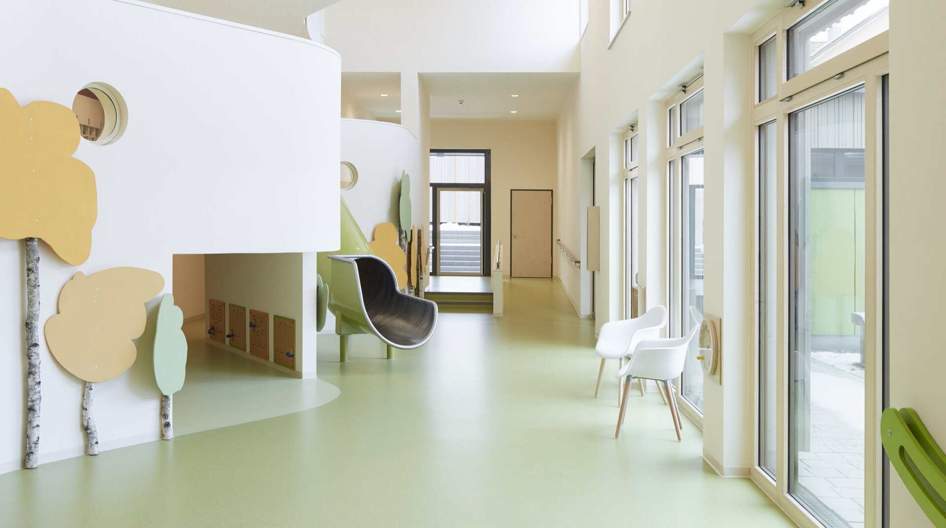 Kindergarten ZuS Zusmarshausen, Flur