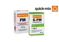 Zwei Säcke quick-mix Fugenmörtel (FM und S-FM) nebeneinander.